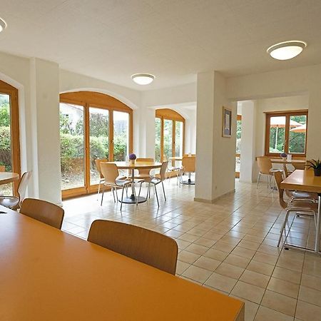 Delemont Youth Hostel Dış mekan fotoğraf