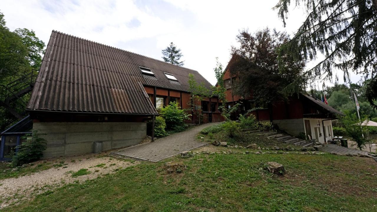 Delemont Youth Hostel Dış mekan fotoğraf