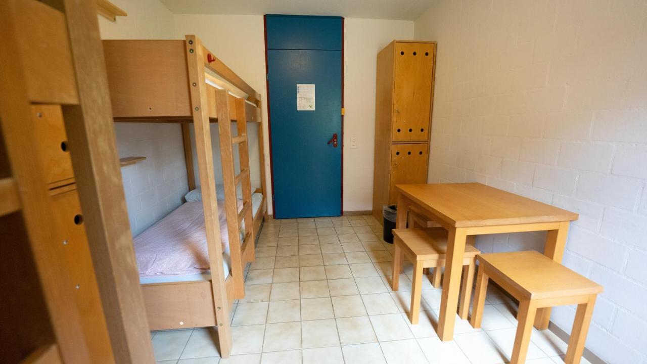 Delemont Youth Hostel Dış mekan fotoğraf