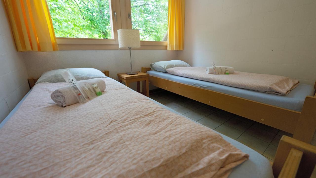 Delemont Youth Hostel Dış mekan fotoğraf