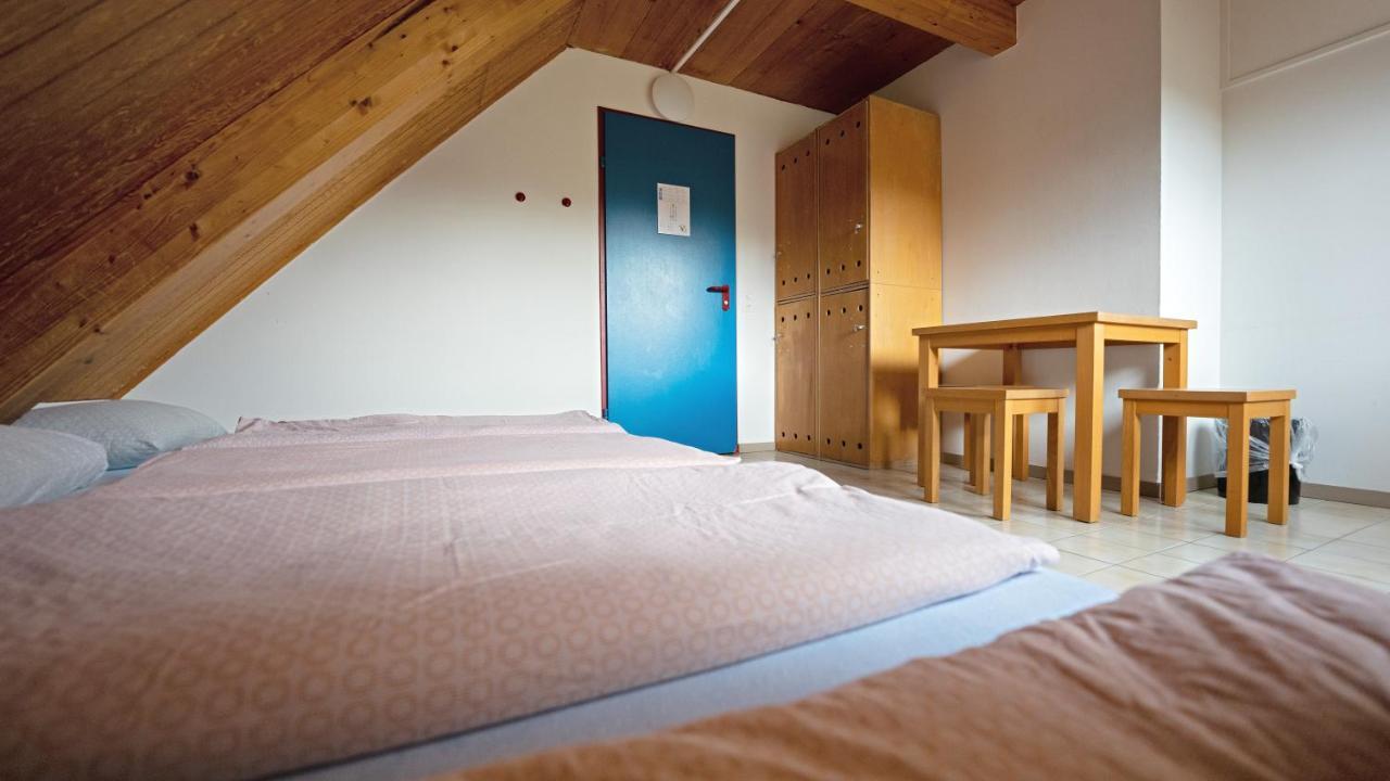 Delemont Youth Hostel Dış mekan fotoğraf