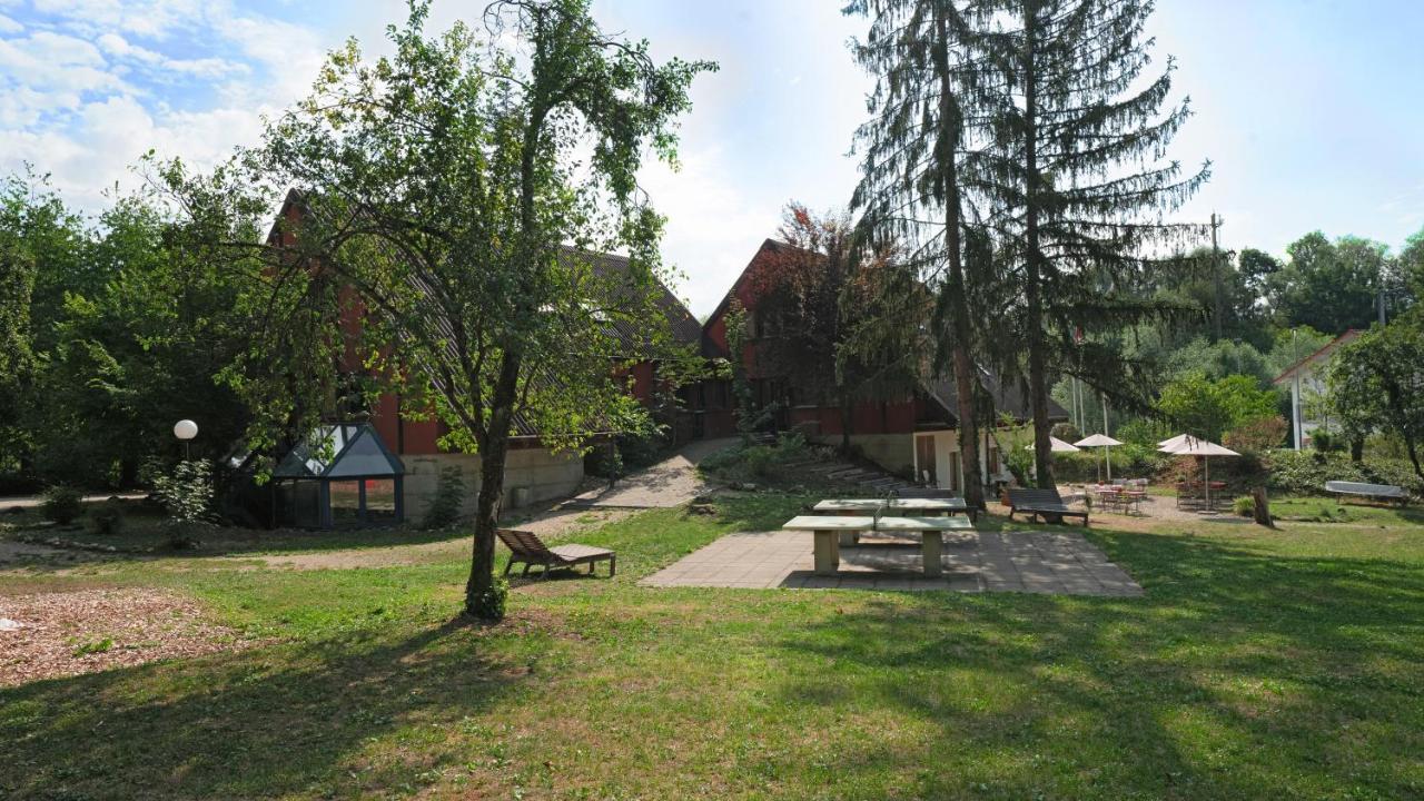 Delemont Youth Hostel Dış mekan fotoğraf