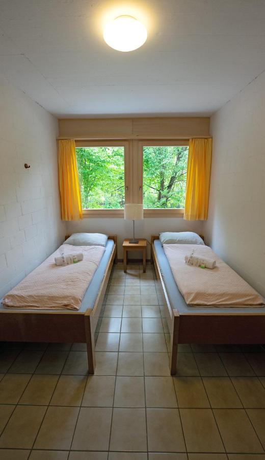 Delemont Youth Hostel Dış mekan fotoğraf